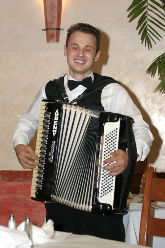 20050430-213413.jpg
